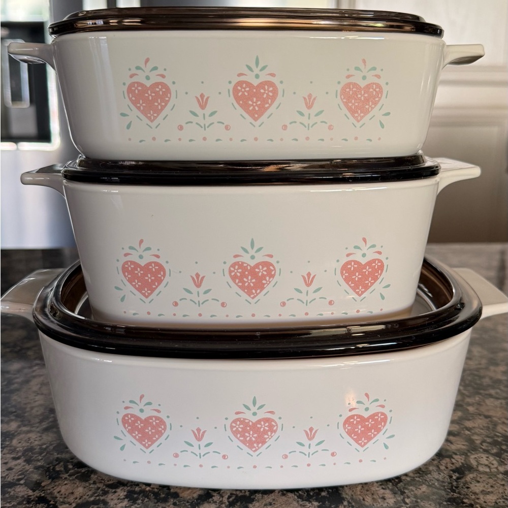 Corningware Pink Heart Patterned Baking Dish Set